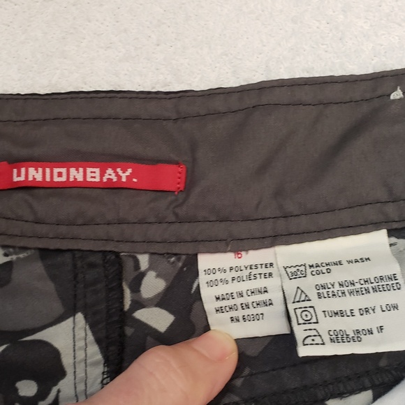 Union Bay Shorts - Picture 3 of 3